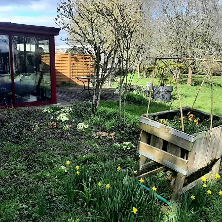 Grande Maison Proche Du Circuit Des 24 H Tatil Evi Louplande